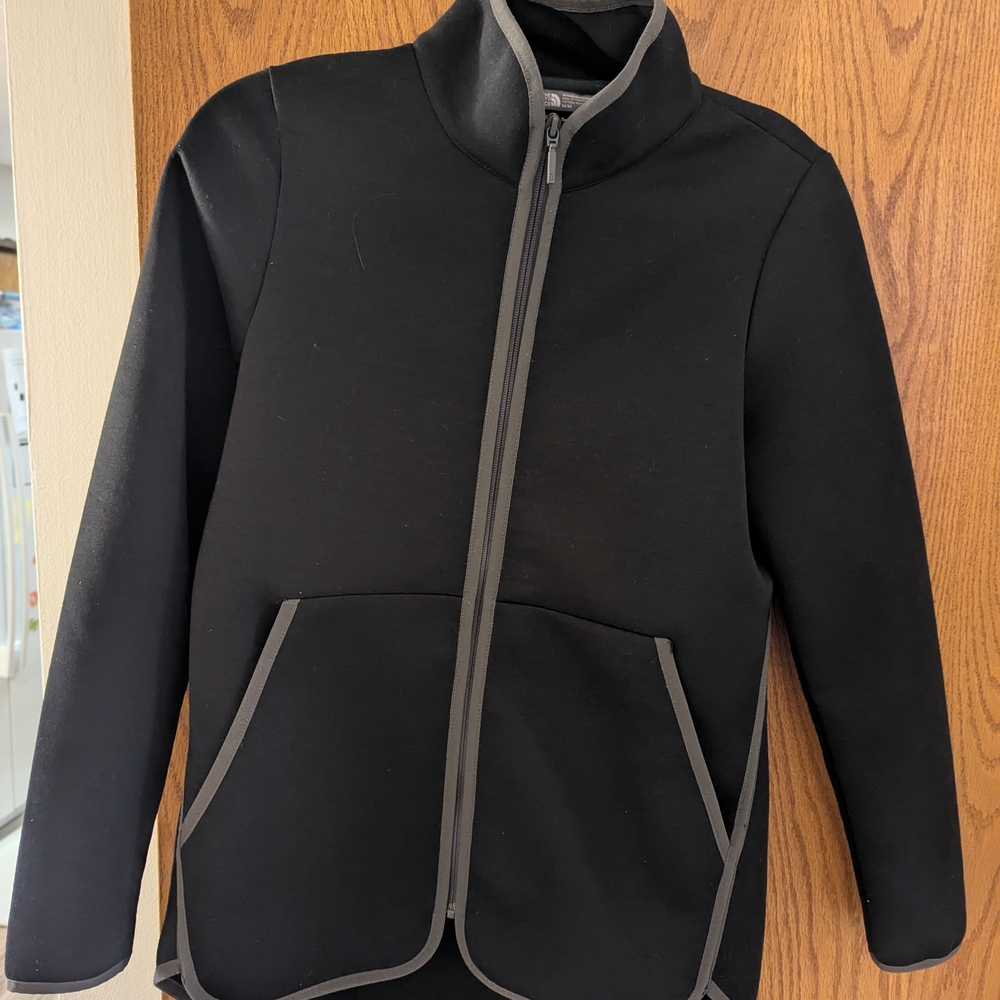 Women's The North Face Black and Gray Lightweight Jacket with Stand-Up Collar